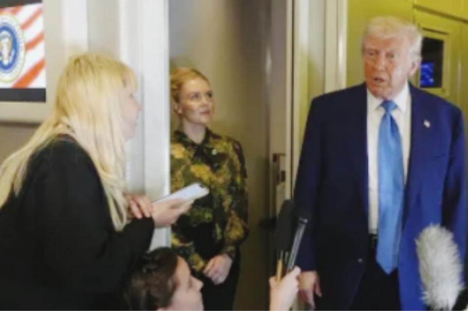 ટ્રમ્પ વહીવટમાં 2 જેહાદી વ્હાઇટ હાઉસના સલાહકાર બન્યા, એક લશ્કરનો આતંકવાદી છે