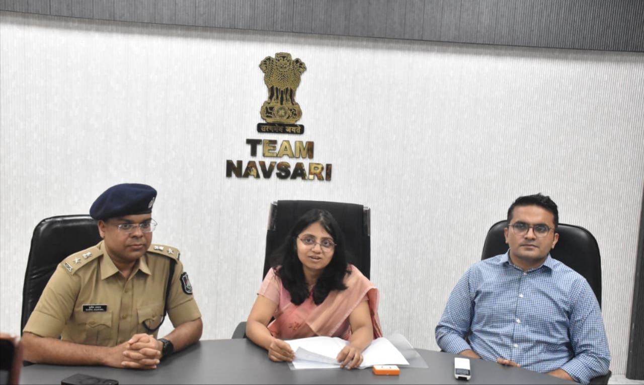 નવસારીમાં શ્રેષ્ઠ શ્રી ગણેશ પંડાલ મહોત્સવ ૨૦૨૫ પ્રતિયોગિતા: પરંપરા,પર્યાવરણ અને સામાજિક સંદેશનો અનોખો મેળાપ